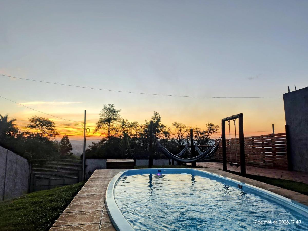 Casa com piscina, aconchegante, aceita pet - Ferienwohnung Cotia