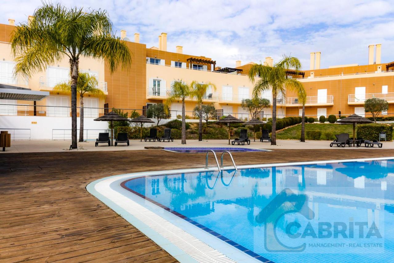 Apartamento FlorMar 2 Cabanas Gardens by YHA - Bed and Breakfast Tavira
