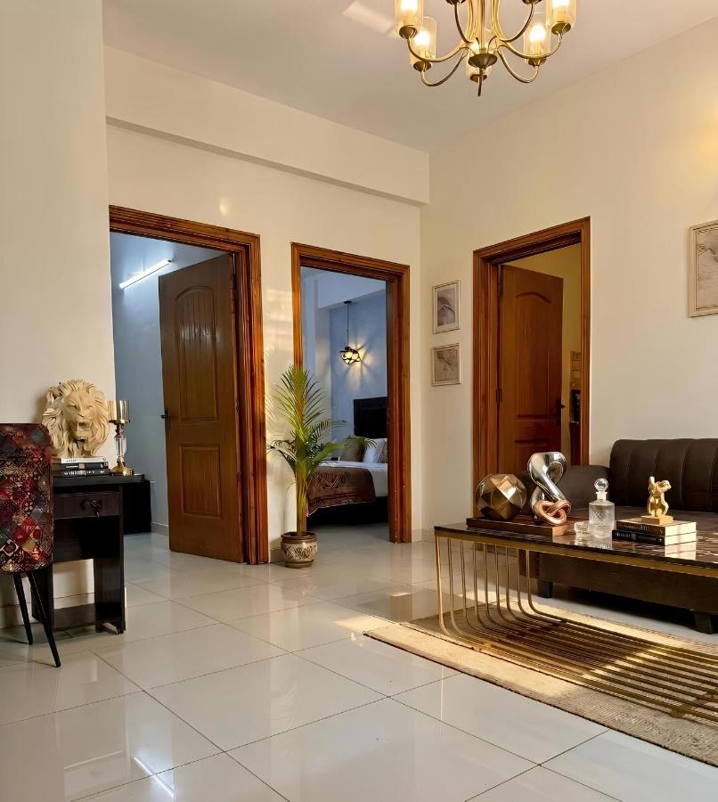 THE GRANDVIEW 2 BEDROOM APARTMENTs ! - B&B Islamabad