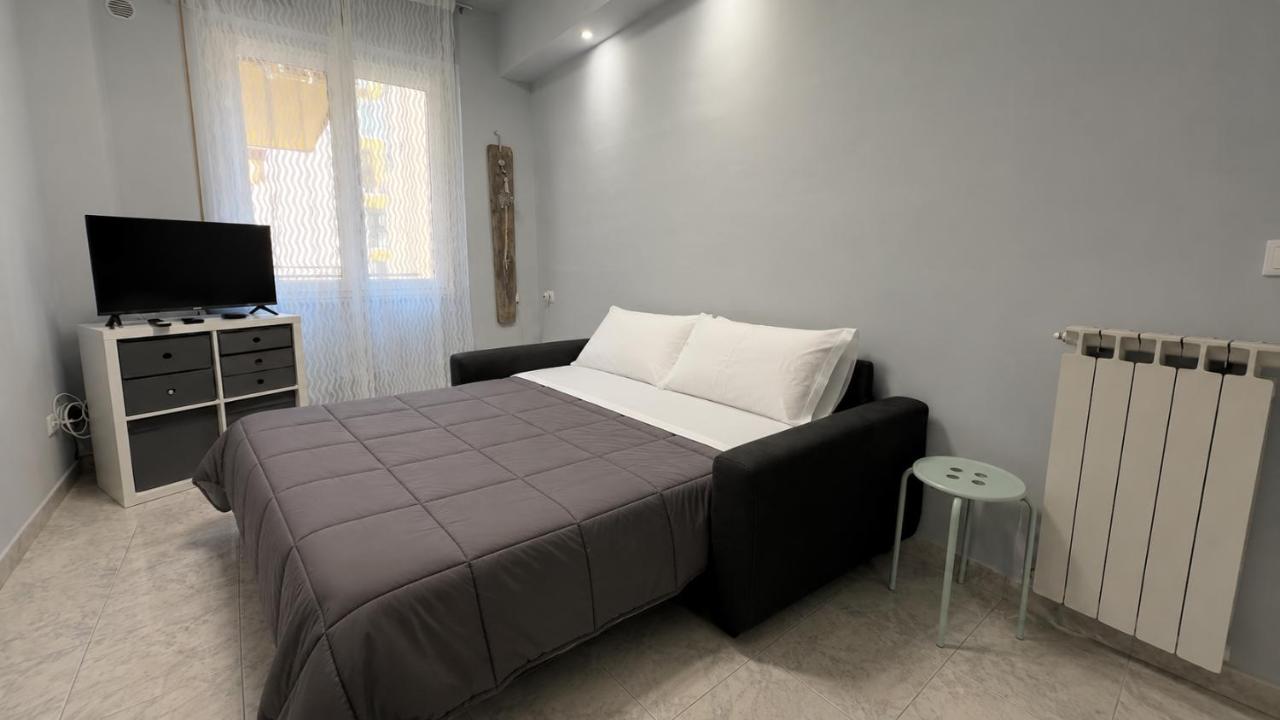 Casa Ninì - Centro Sanremo - Parcheggio Privato - WiFi - Aria Condizionata - B&B Sanremo