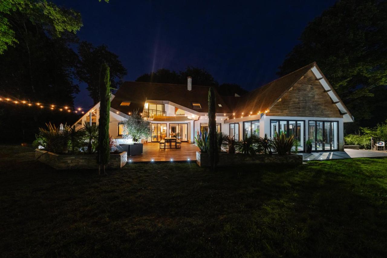 Villa d'architecte avec Piscine proche Paris - B&B Rochefort-en-Yvelines