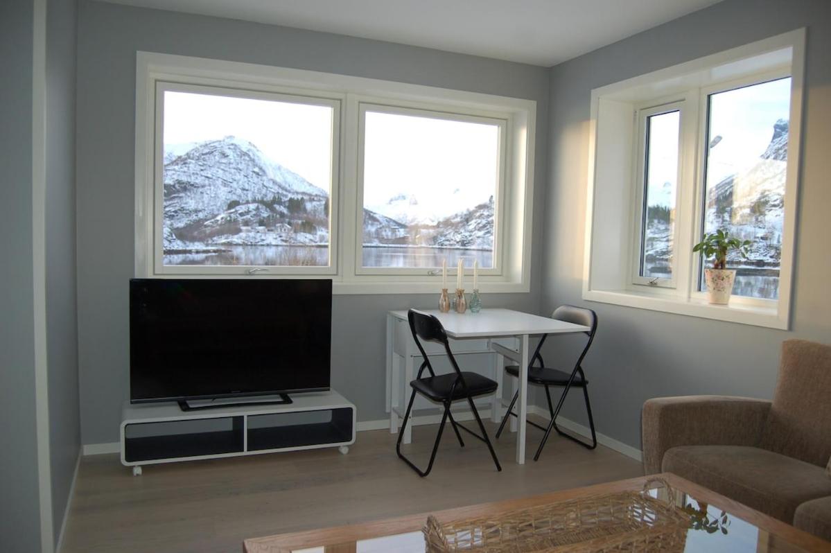 Cozy little apartment and magnificent nature - Chambres d'hôtes Svolvær