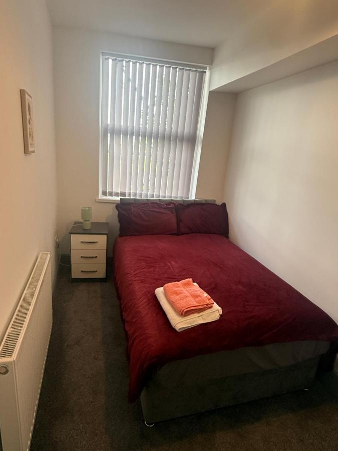 PLUS Properties Dike 4 - Bed and Breakfast Stoke-on-Trent