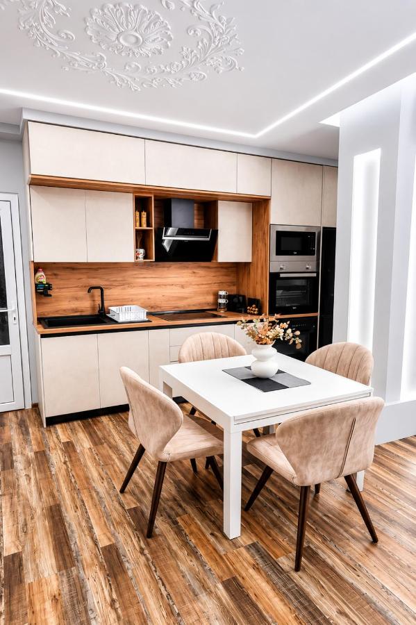 Sea View Apartment Golem - Chambres d'hôtes Durrës