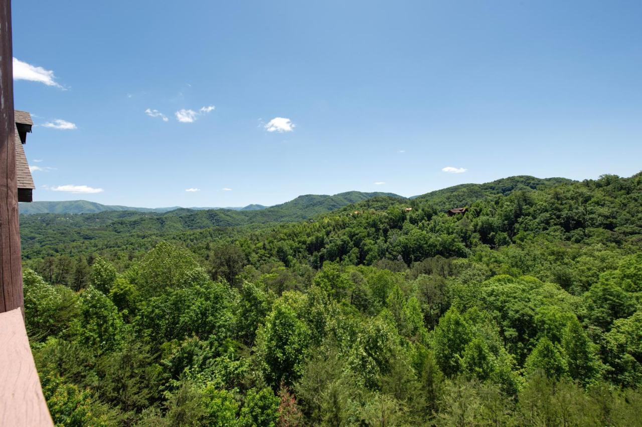 Mountain Echoes - Bed and Breakfast Sevierville