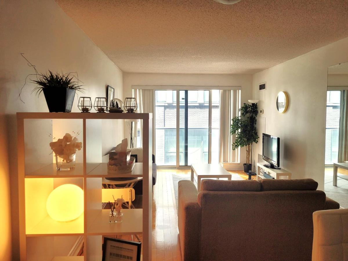 Downtown Toronto Condo - B&B Toronto