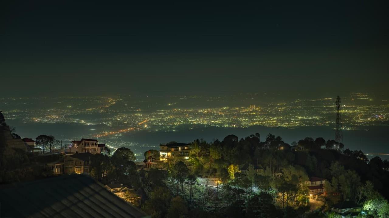 The Dew Drops Kasauli I Near Mall Road Kasauli I Sun Set View I Open Terrace I Bath Tub I Multi-Cuisine - B&B Kasauli