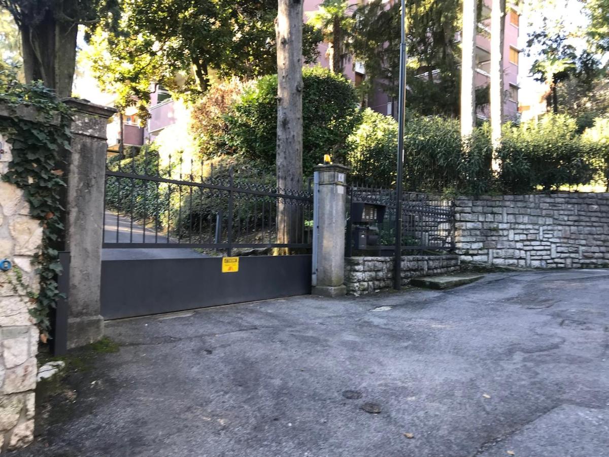 Gardone Apartment lake view and free parking - Ferienwohnung Gardone Riviera