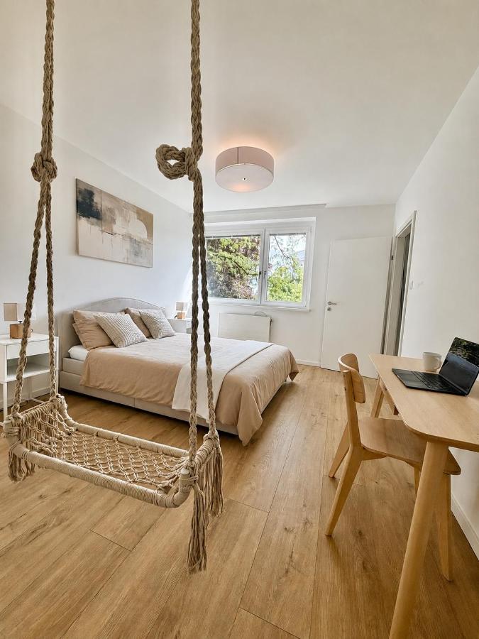 Stilvolle Wohnung nahe Hauptbahnhof mit Parkplatz - Ferienwohnung Linz