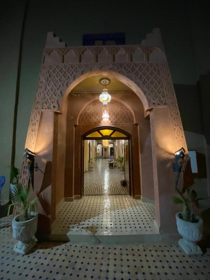 Riad Dar Fatima - Bed and Breakfast Merzouga