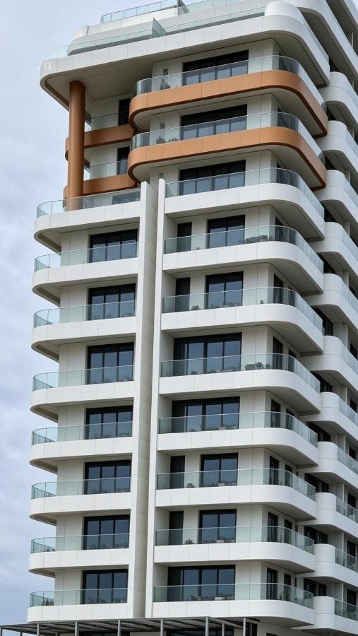 ROX Aparthotel - Axxis Beach Mamaia - Bed and Breakfast Mamaia
