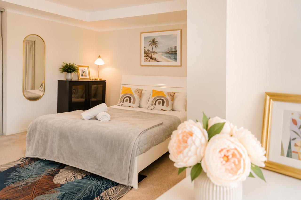 Darling Harbor Oasis - Bed and Breakfast Sydney