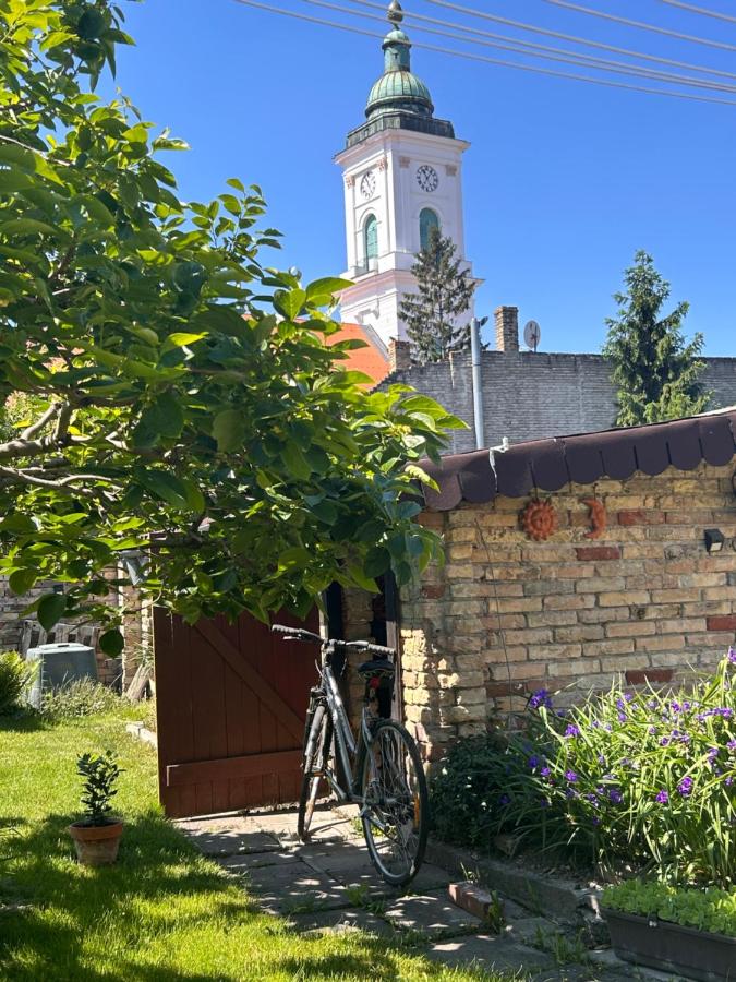 Apartmán Silvia - B&B Komárno