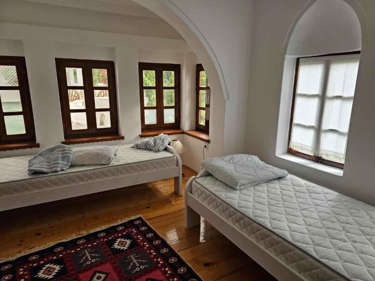 Old Bosnian House-3 bedroom apartment - Ferienwohnung Mostar
