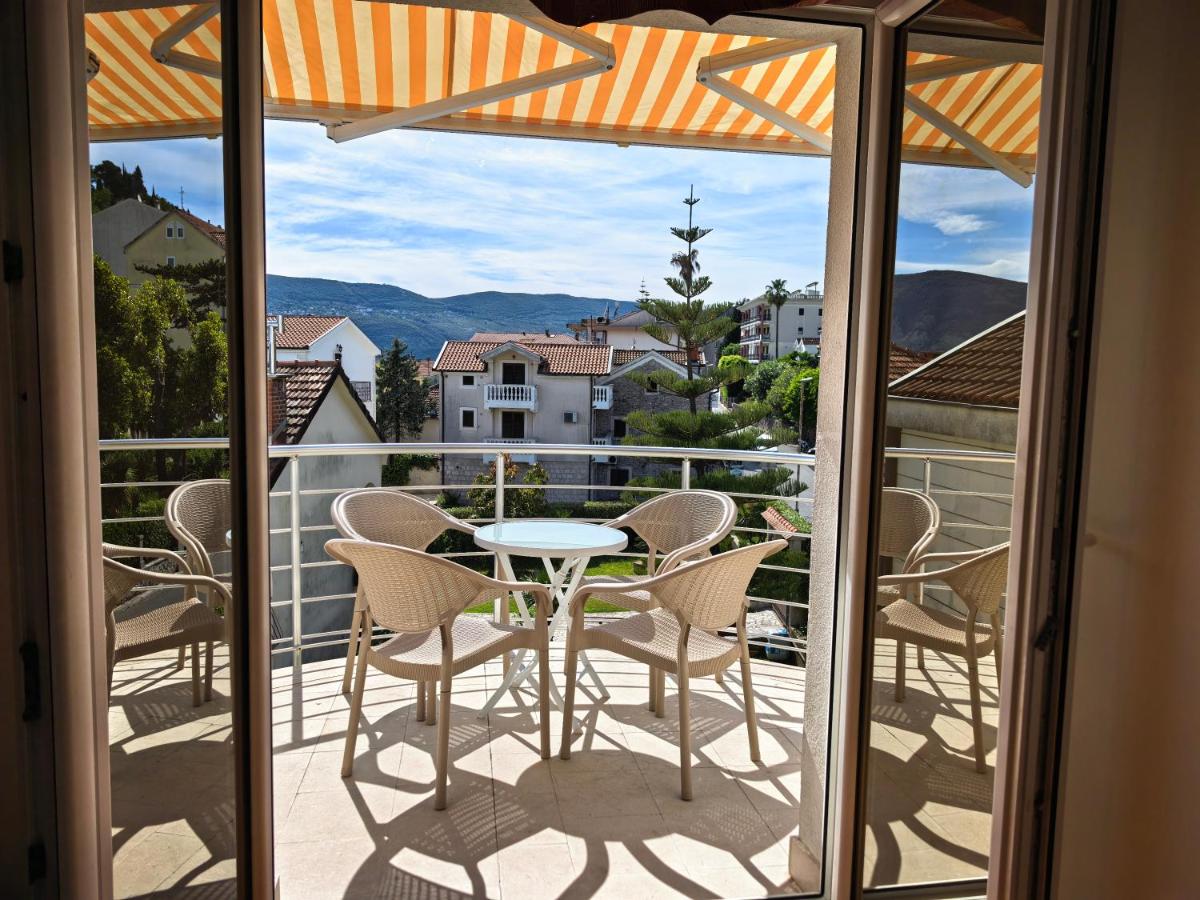Appartamento con Vista Giardino