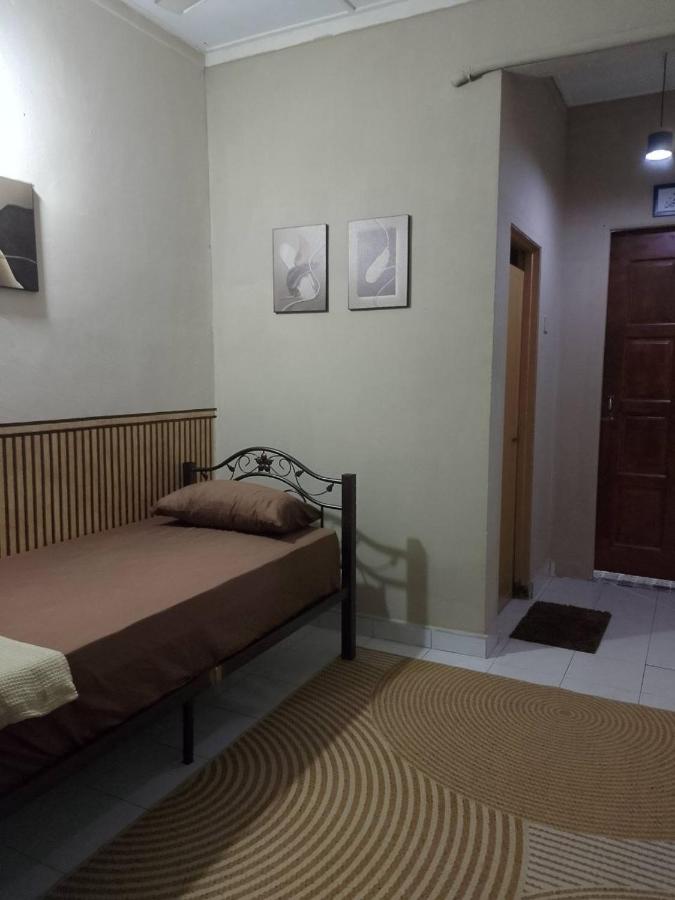 Tipika Room Pasir Pekan - B&B Tumpat