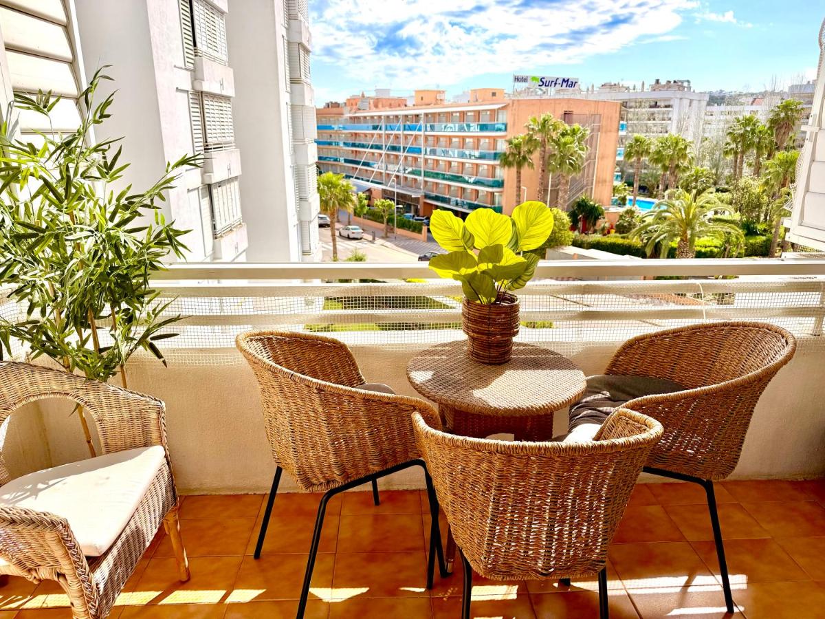 LA MER BLEUE, Boutique Apartament with free parking, full equipped in Fenals Beach - Chambres d'hôtes Lloret de Mar