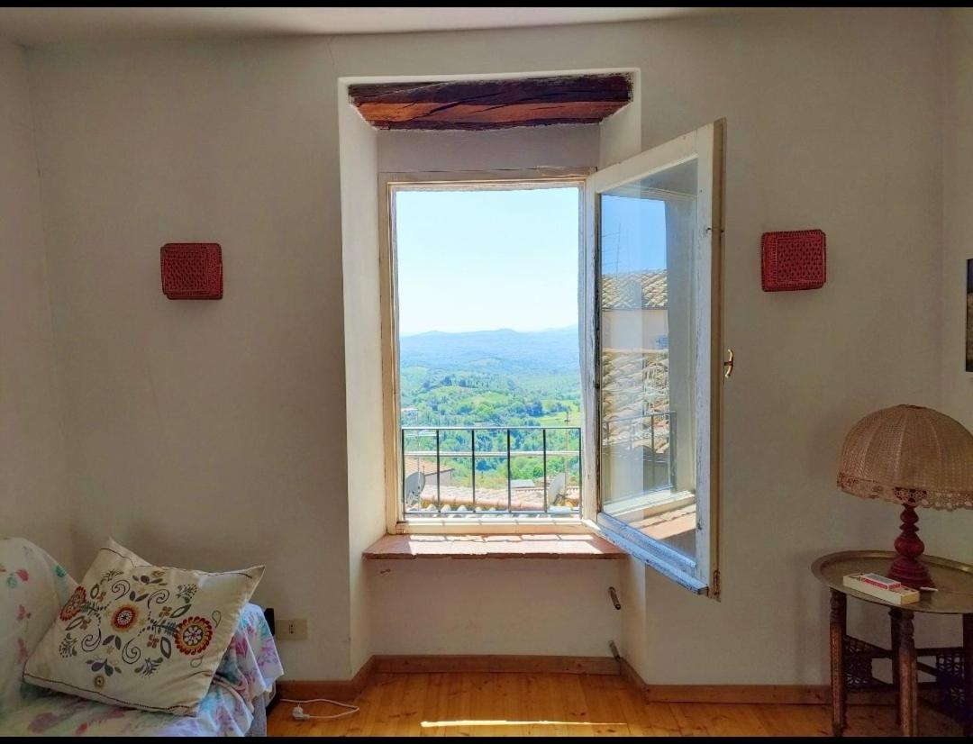Aldina, Apartment in historic center with view - Ferienwohnung Manciano