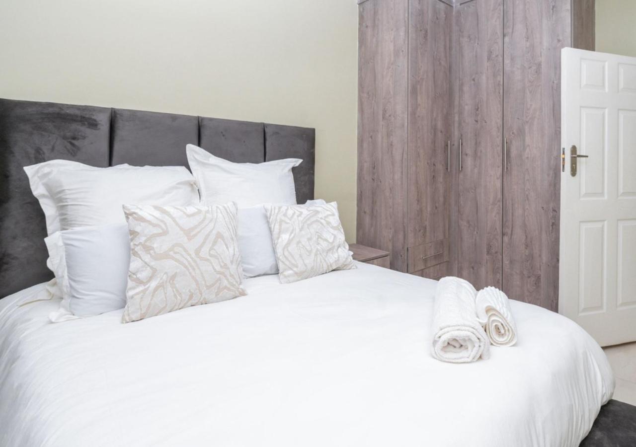 Greenstone Mews Acacia - Ferienwohnung Harare