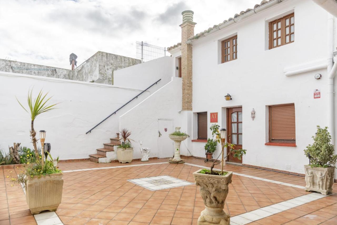 Oliver Bardenas by Clabao - B&B Valtierra