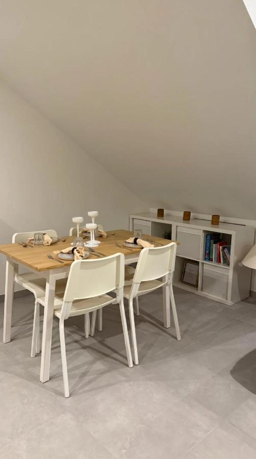 Modern apartment near Cologne Messe with balcony - B&B Colonia