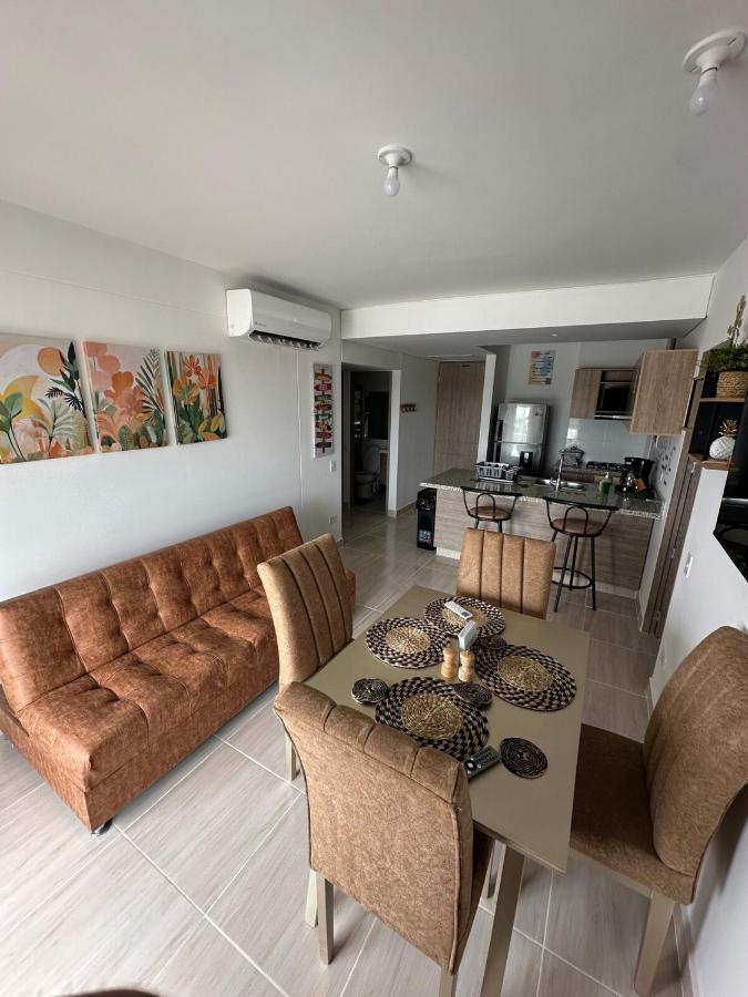Loft Apartment - Full AC With Free Parking Pool - Ferienwohnung Cartagena
