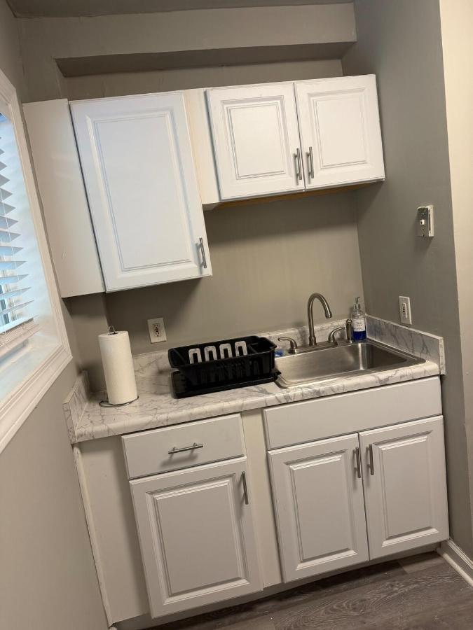 Free Parking! Cozy Stadium Retreat - B&B Atlanta
