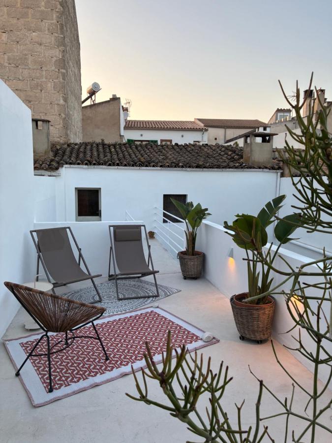 Spacious and cosy - village house - B&B Santa Margalida