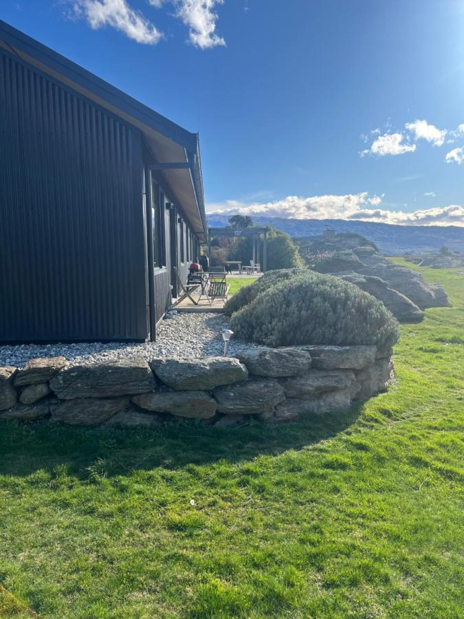 Mountain and river view retreat - B&B Alexandra