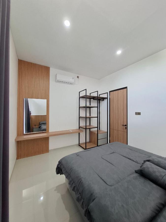 Athara Naya - Bed and Breakfast Karangploso
