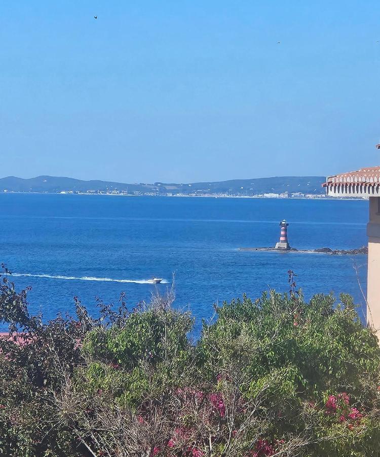 Sunset Lighthouse Holiday Home - Chambres d'hôtes Portoscuso