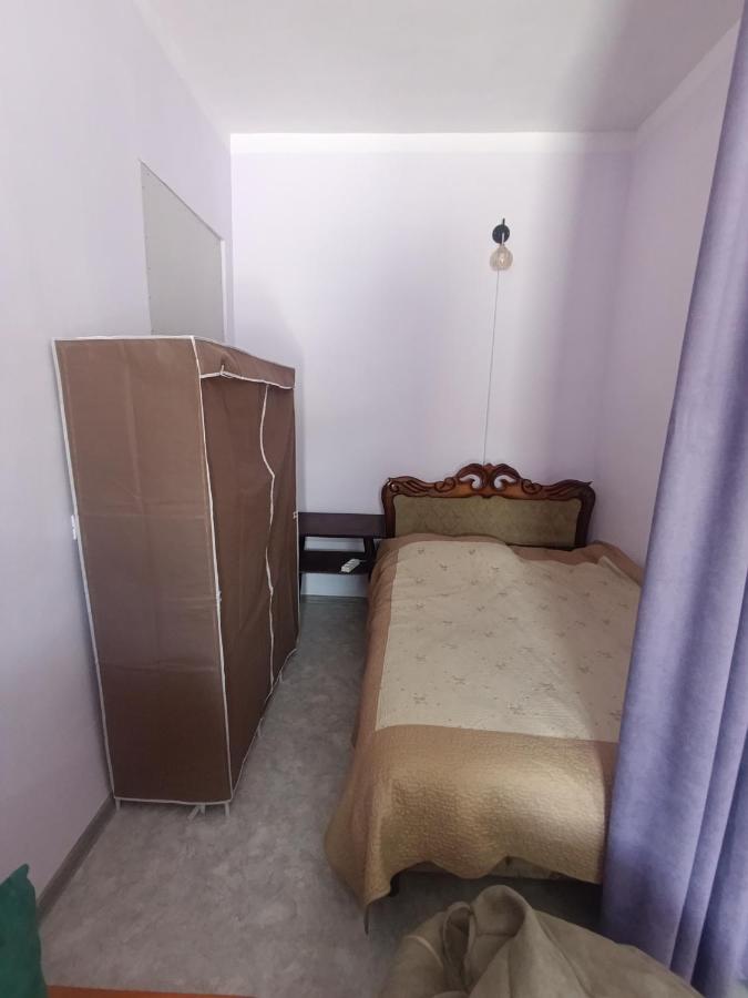 Small home aeroport - B&B Khachpar