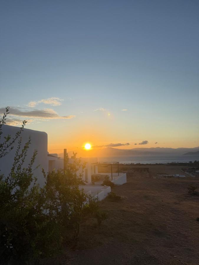 White House with Sea View - B&B Ambelas