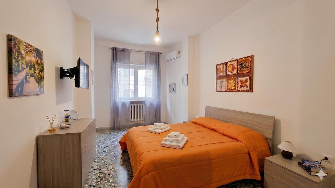 Garibaldi Square - B&B Bari