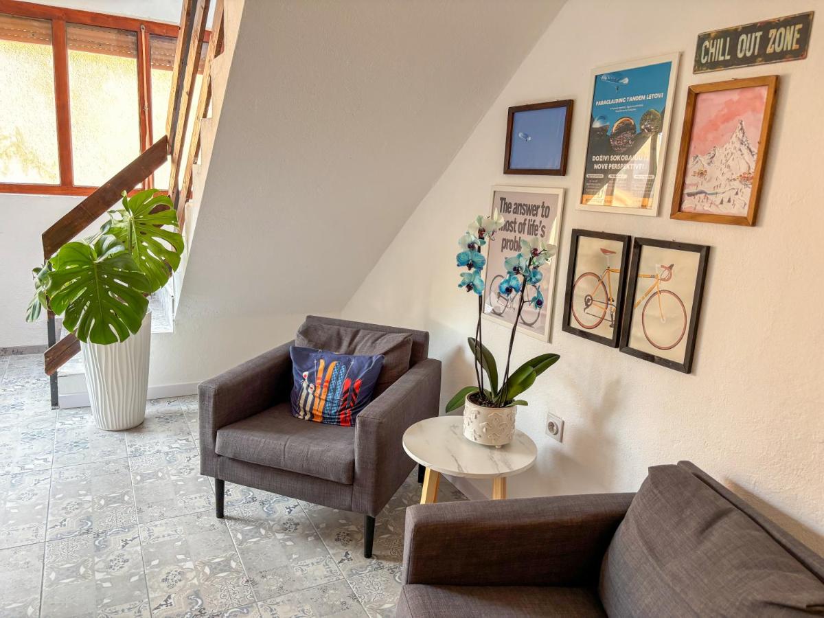Dabfly Guesthouse & Outdoor Adventures - B&B Ražanj