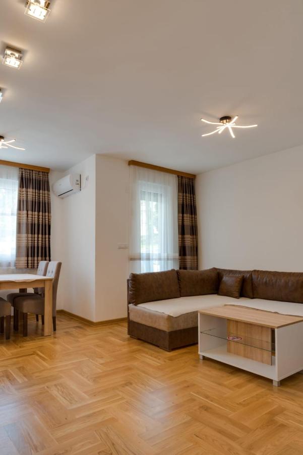 Jeca - B&B Vrnjačka Banja