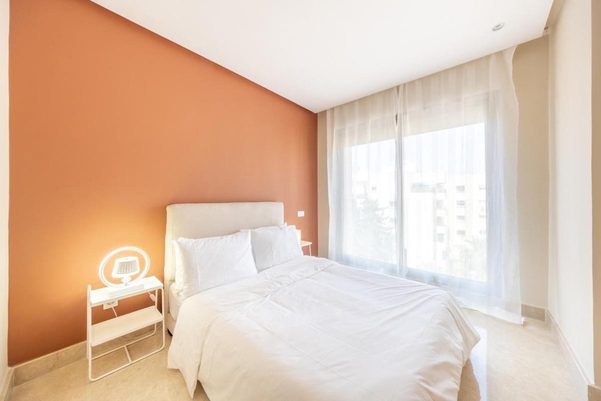 Central Riviera 2BR 2BA Free parking Calm AC NEW! - B&B Casablanca