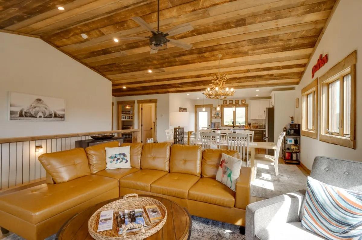 Luxe Cabin w/Hot Tub and Amazing Views - Ferienwohnung Grand Lake