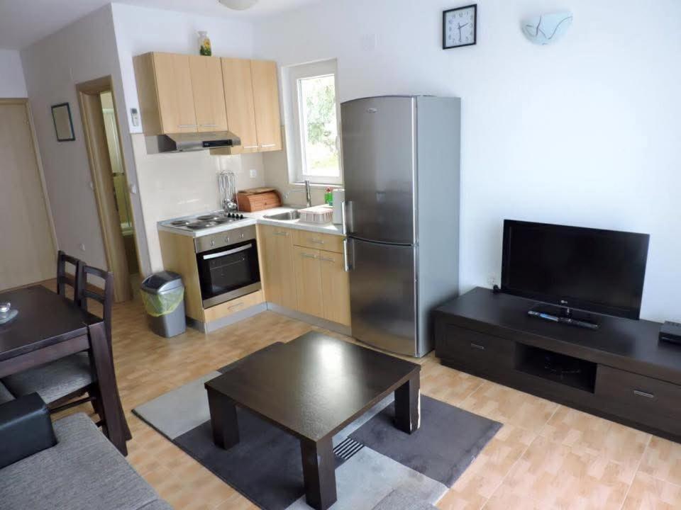 Apartments Tina - B&B Brist