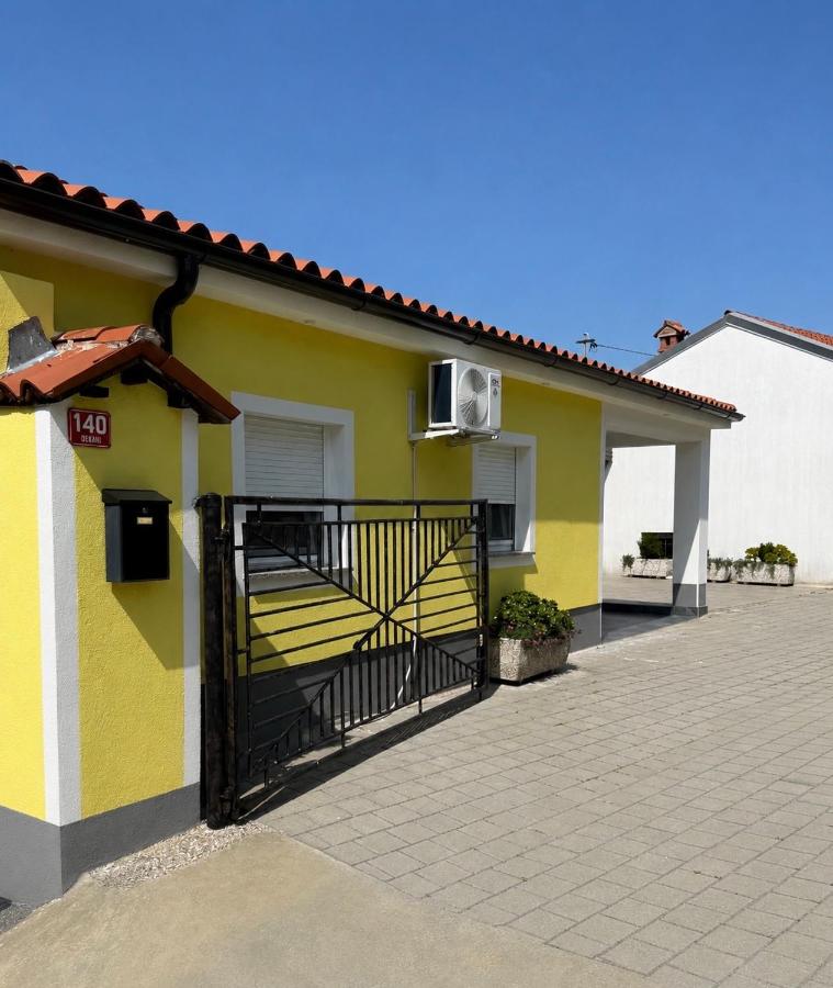 Apartment Zart 2 - Bed and Breakfast Dekani