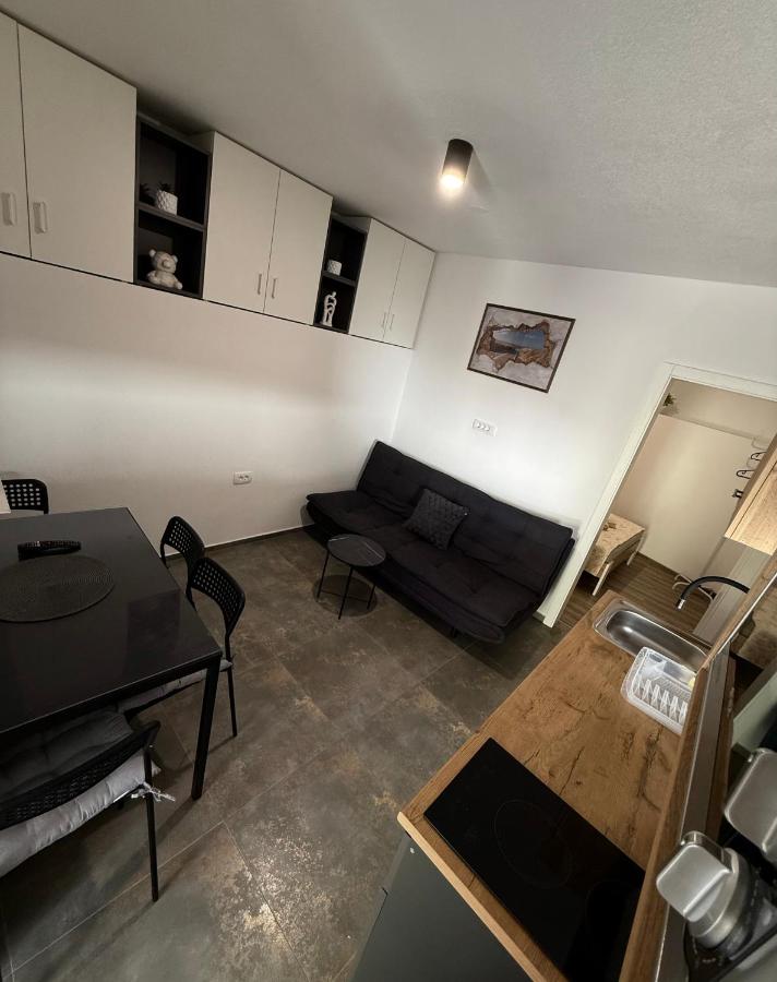 Apartment Zart 2 - Bed and Breakfast Dekani