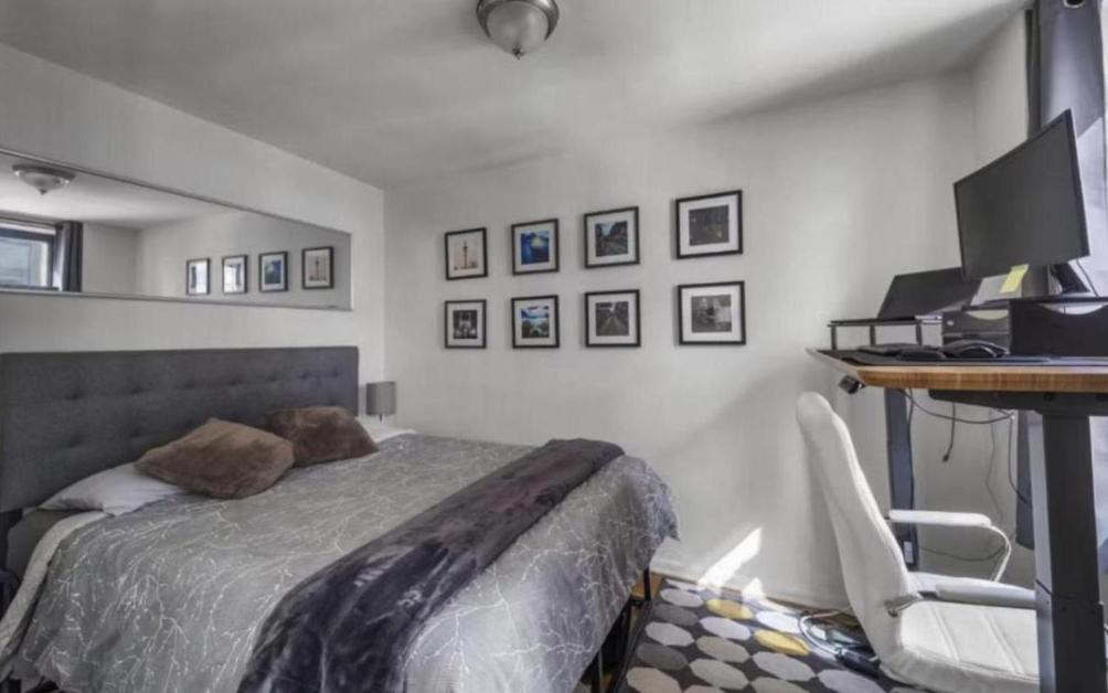 Lavish Columbus Circle Apartment by Central Park & Times Square - B&B New York
