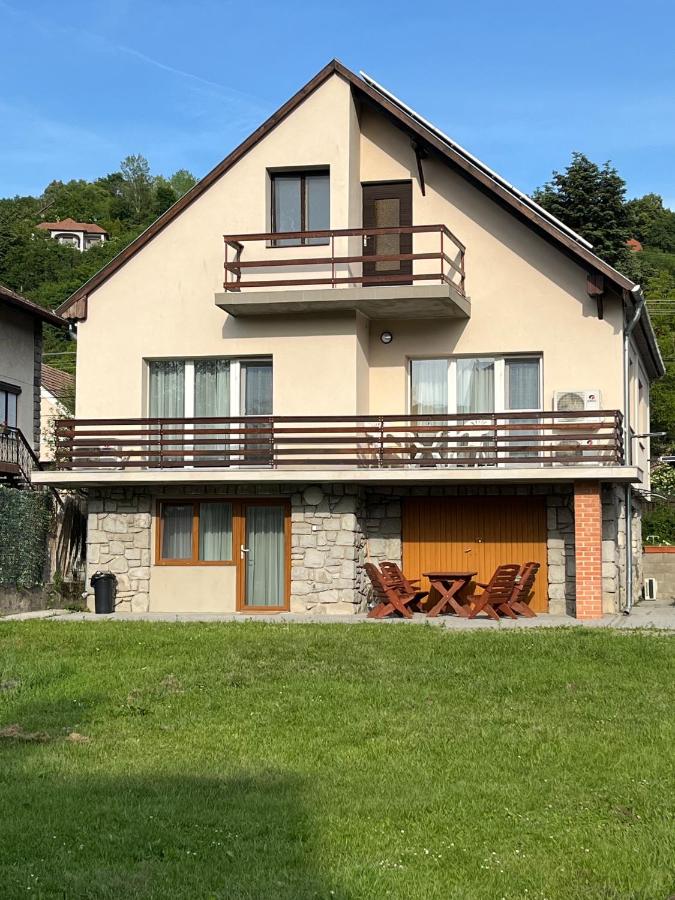 Katalin vendégház felső szint - B&B Visegrád