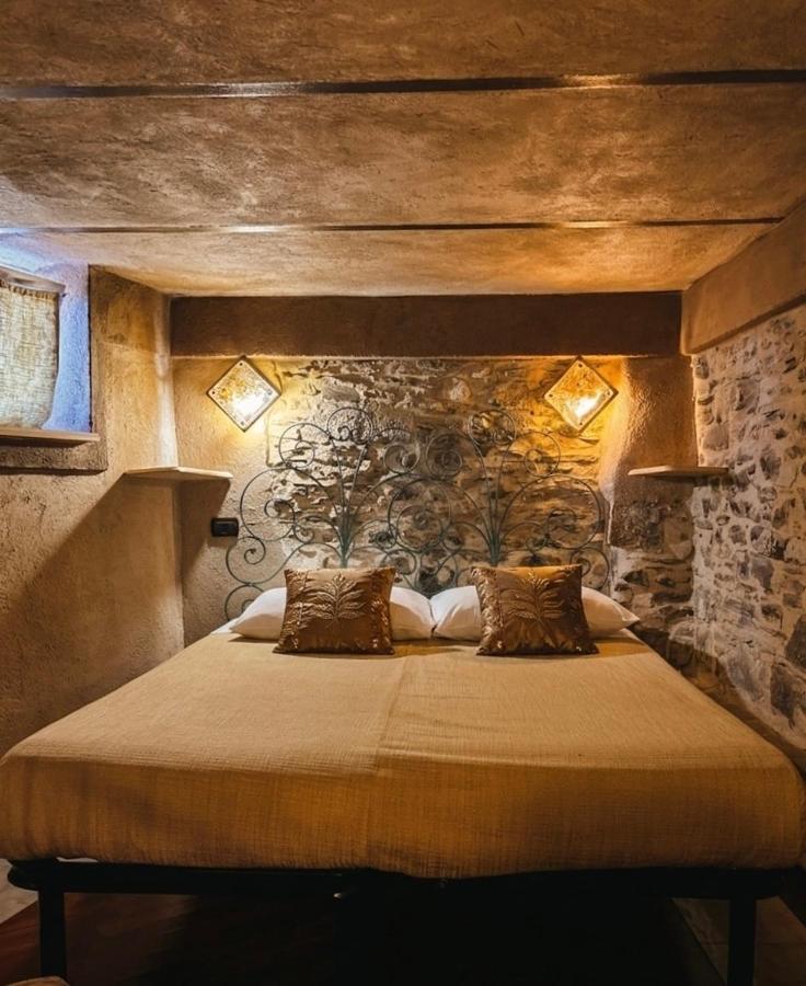 La Rocca Sospesa - Casa dell'Uva - B&B Apricale