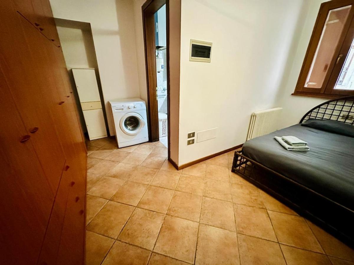 Mamisà 5, appartamento con caminetto - B&B Schio