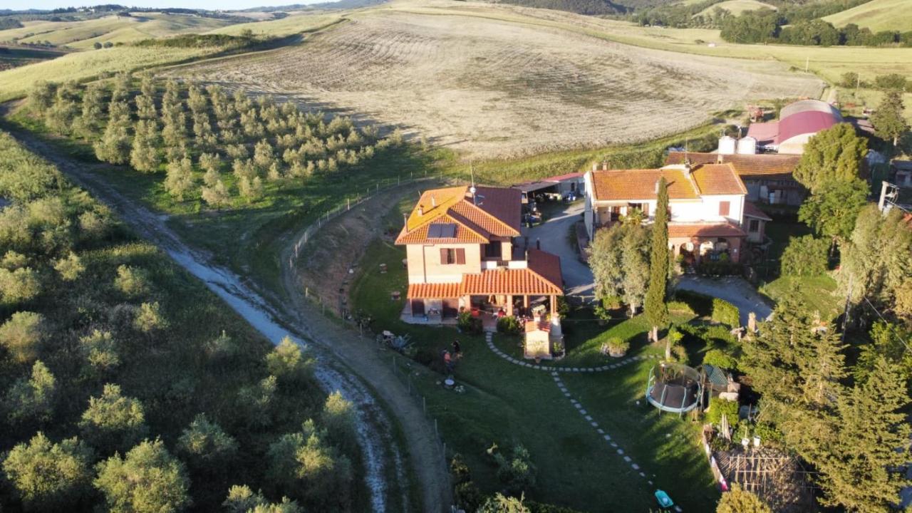 Agriturismo Santa Adriana - Ferienwohnung Volterra