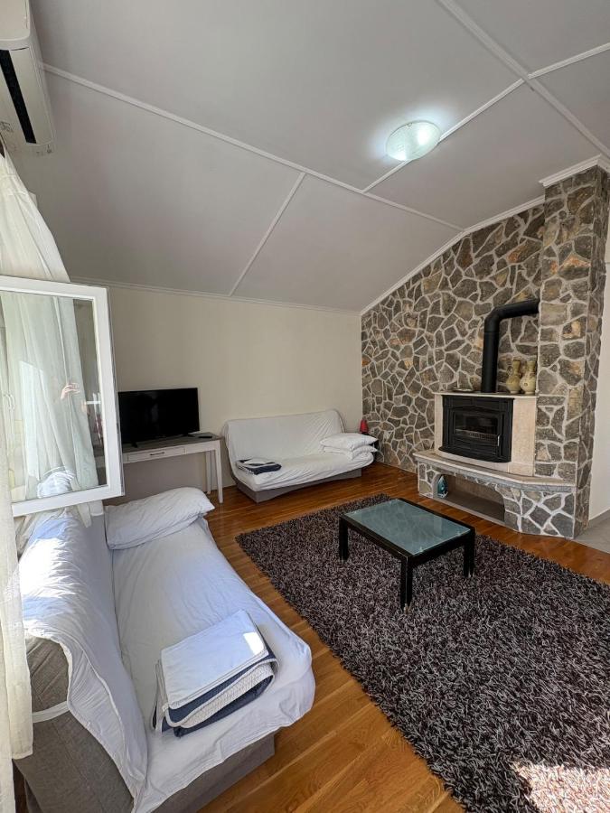 Seaside Serenity - B&B Brodarica
