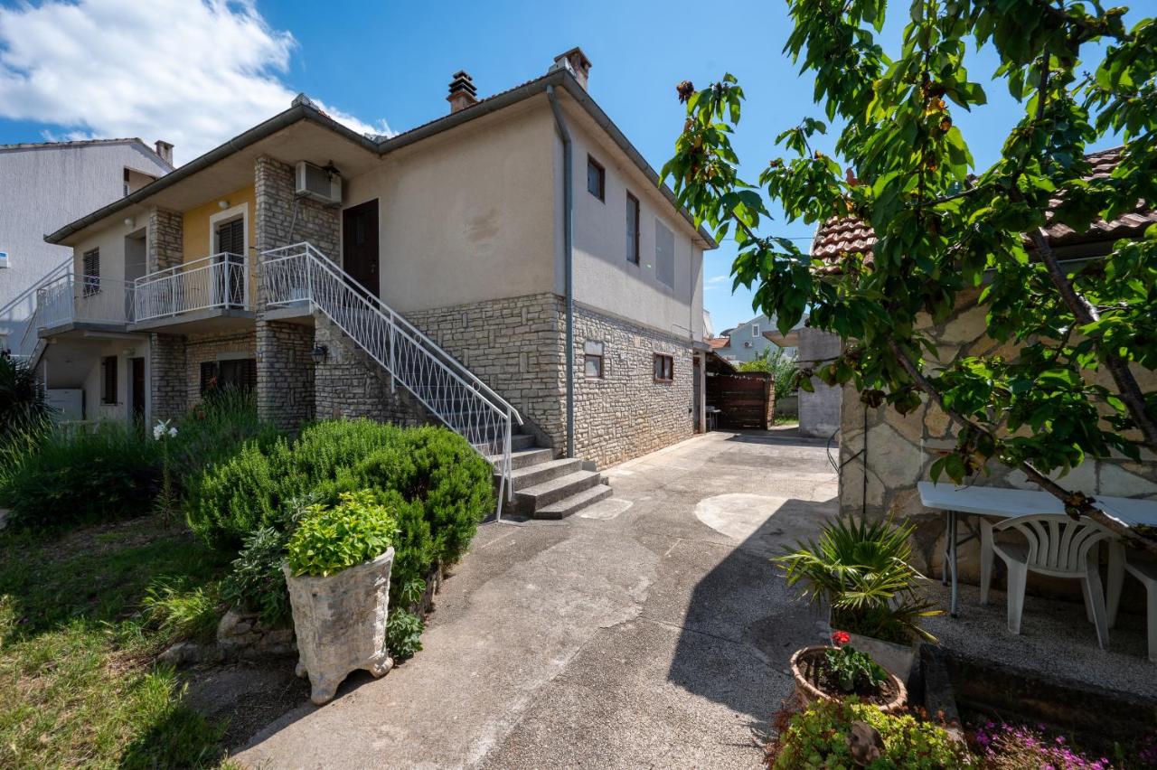 Apartments with parking space Biograd na Moru, Biograd - 25827 - Ferienwohnung Biograd na Moru