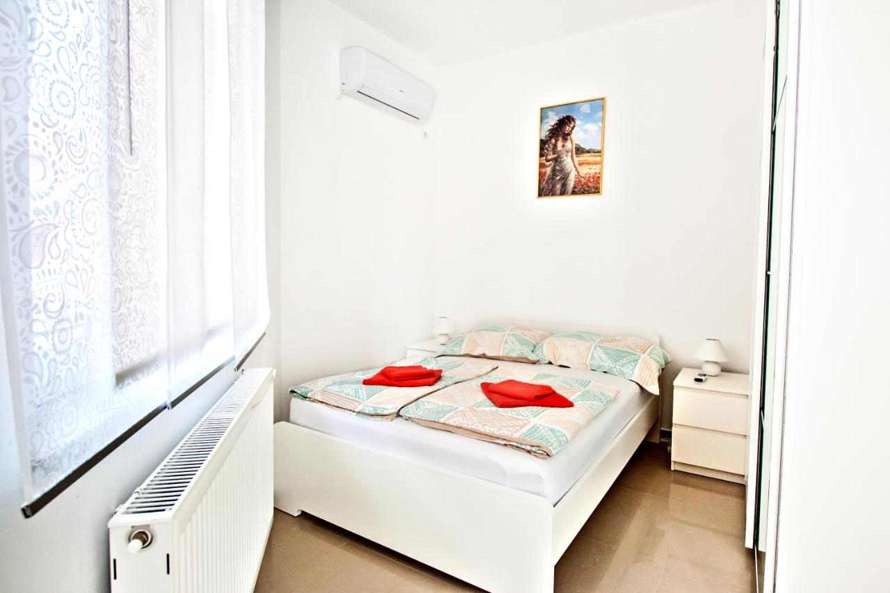 Apartment mit Terrasse