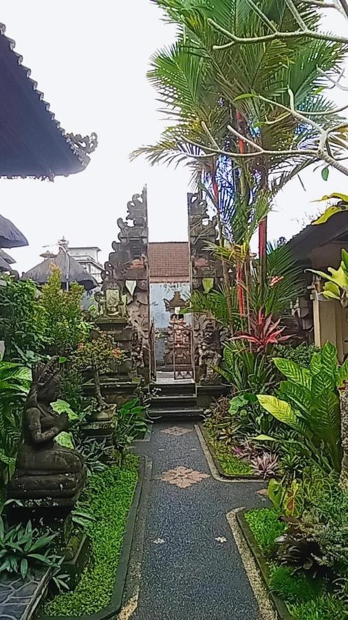 Dewi Antara Homestay - B&B Ubud